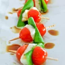 If you like caprese salad, you'll love this!! These Italian Caprese skewers are healthy, easy and super tasty. They are quite a treat at any party!