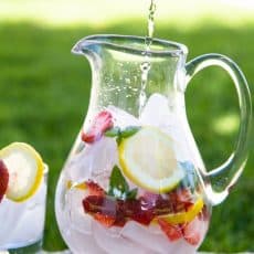 Drinking naturally flavored detox water is the healthy way to get you drinking more water! Detox water is so refreshing. Your waistline will thank you!